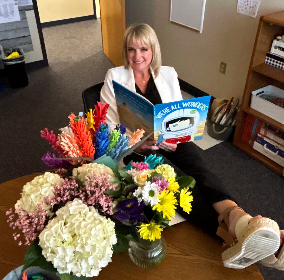 I am the luckiest Assistant Principal! I am so blessed to work with the most caring staff and families! It was the best Assistant Principals week ever! I love this job!💚💙⭐️#mymisd #walstars