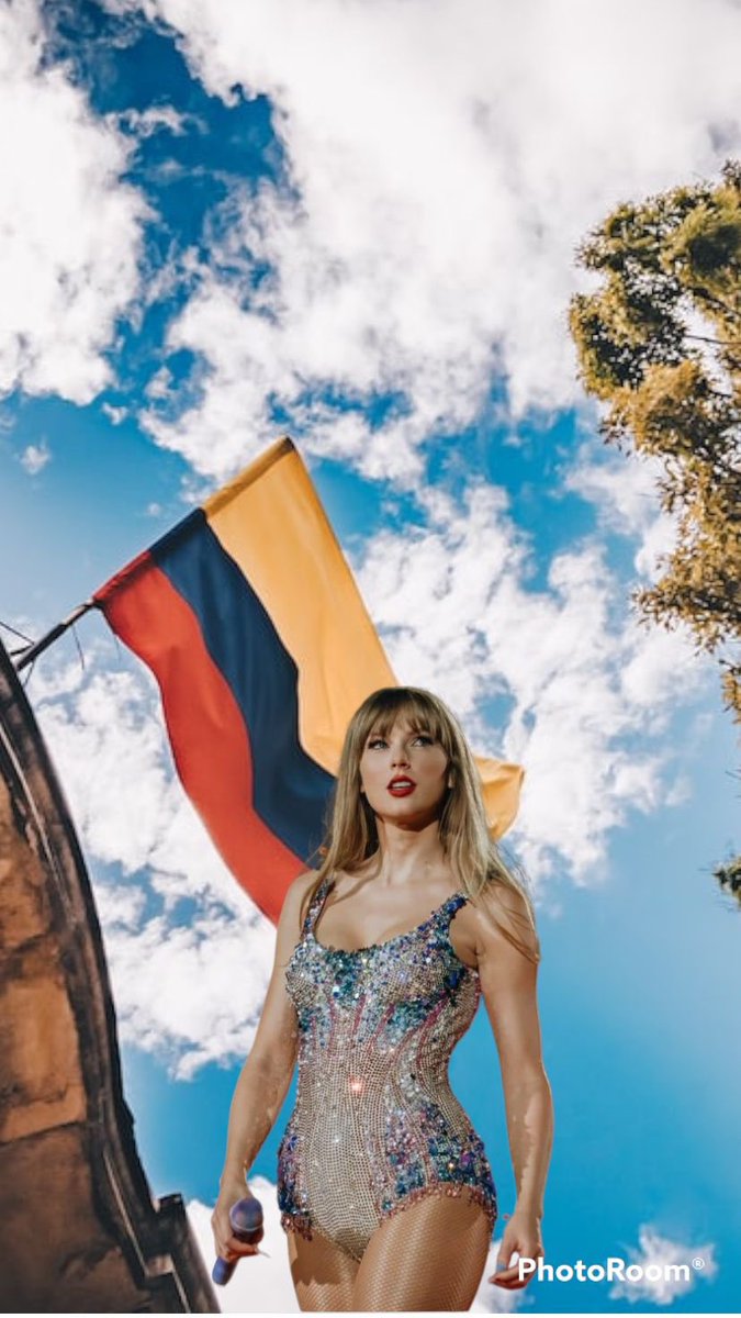behindthemall13's tweet photo. taylor pls come to colombia is all i ask https://t.co/W6GikudQHx