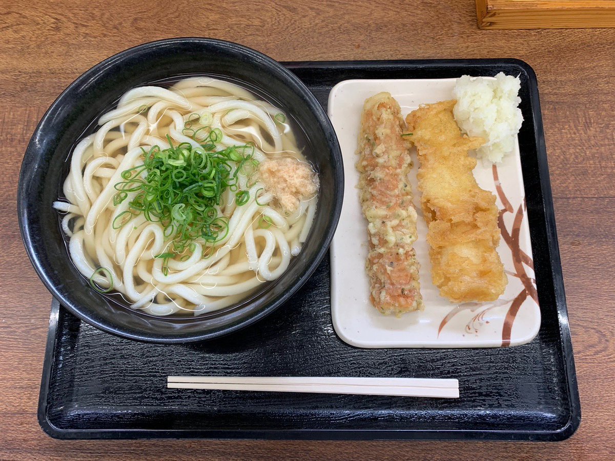 8_95243's tweet photo. SUNABACOデザイン9th卒業制作アンケートにお答え頂いた皆様、大変ありがとうございました。

本日19:00からの発表に備えお昼はかけうどんと天ぷらを食べております。

#SUNABACO 
#でざいん9th https://t.co/l1HdTxywCY