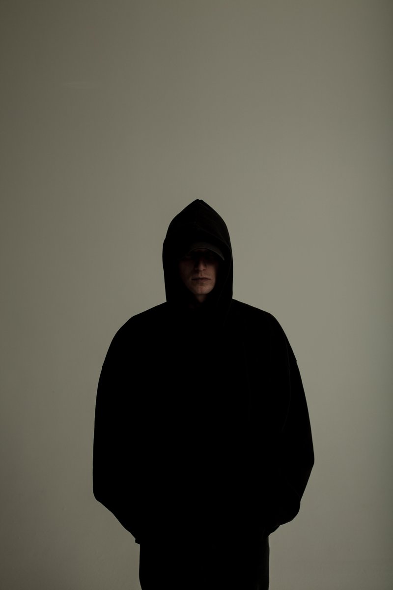 Spotify's tweet image. .@nfrealmusic is giving us something to believe in with his latest album HOPE ✨ spotify.link/HOPE