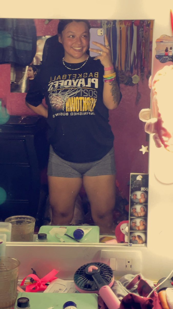 Jess_Ayana1724's tweet photo. progress, not perfection💛🔥 #2monthspostpartum https://t.co/bMcKNFeKLs
