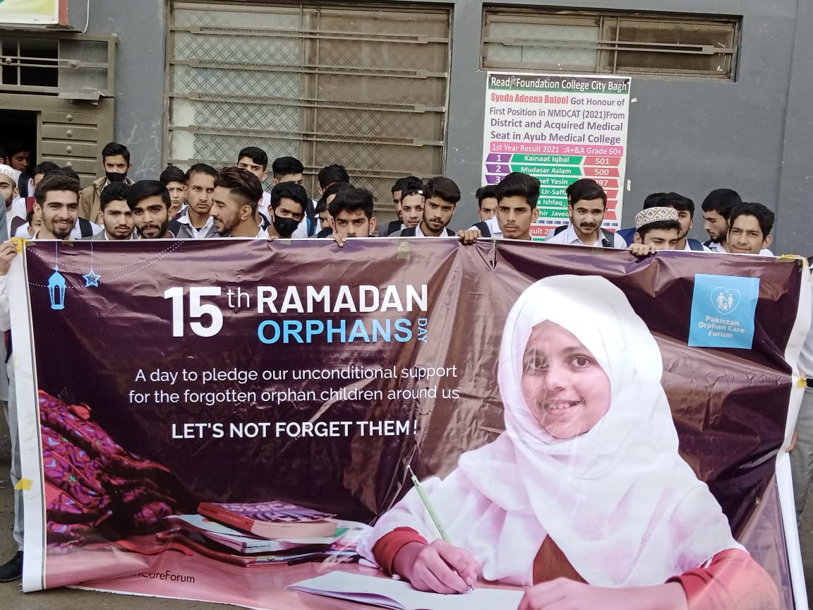 HelpInNeed_PK's tweet photo. #HelpInNeed observed #WorldOrphanDay on the #15Ramadan with the #PresidentofPakistan with  #PakistanOrphansCareForum &amp; #FunActivities #Walk organized in #Rawalpindi #Bahawalpur #Bagh #Sukkur.  #Celebrate this #ImportantDay by #RaisingAwareness about the #RightsofOrphans https://t.co/iJRusJcoaN