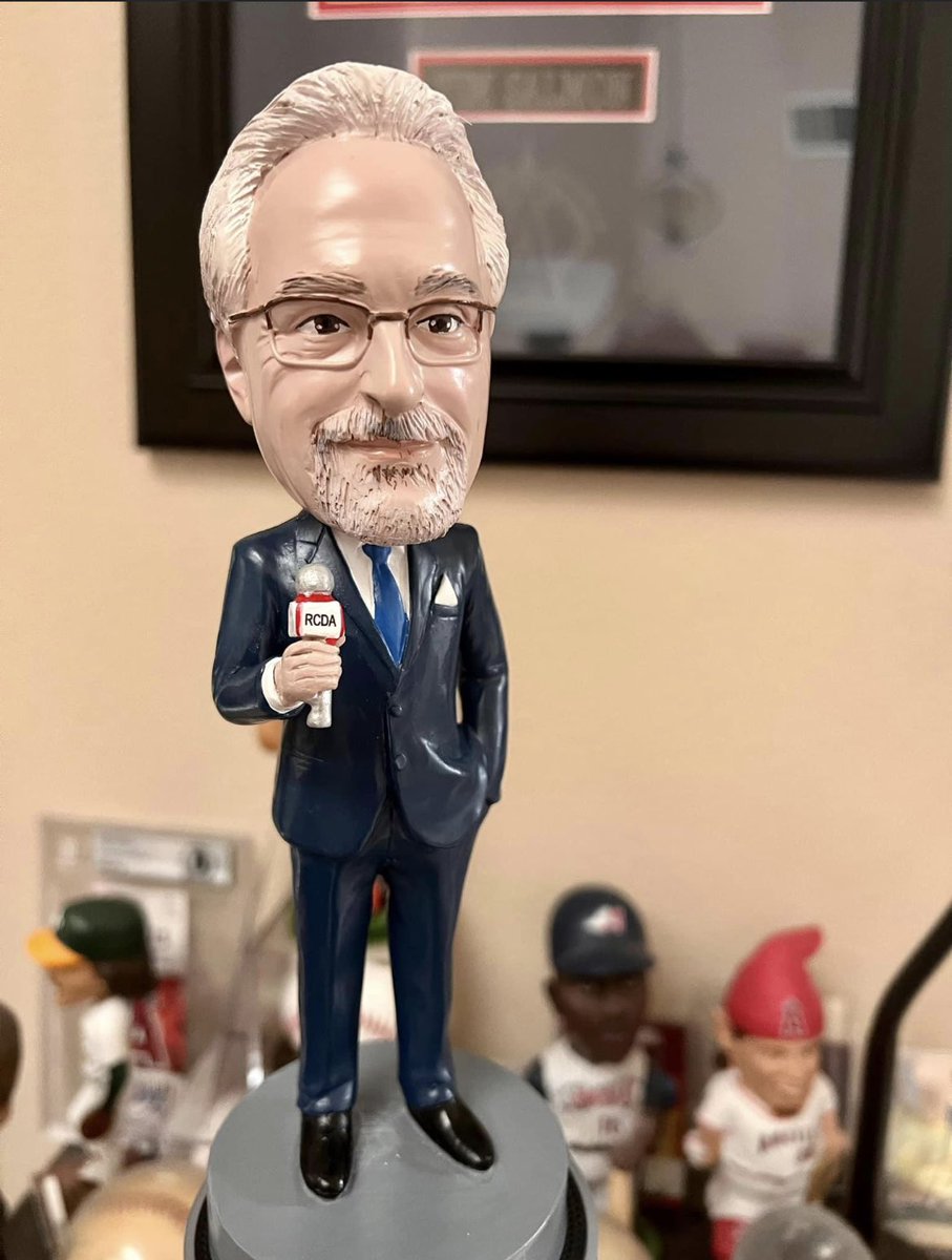 PIOJohn's tweet photo. So I became this guy again today. Back at the old job in a part time Temporary Assignment Position (TAP) for awhile. https://t.co/FznqfIcrrE