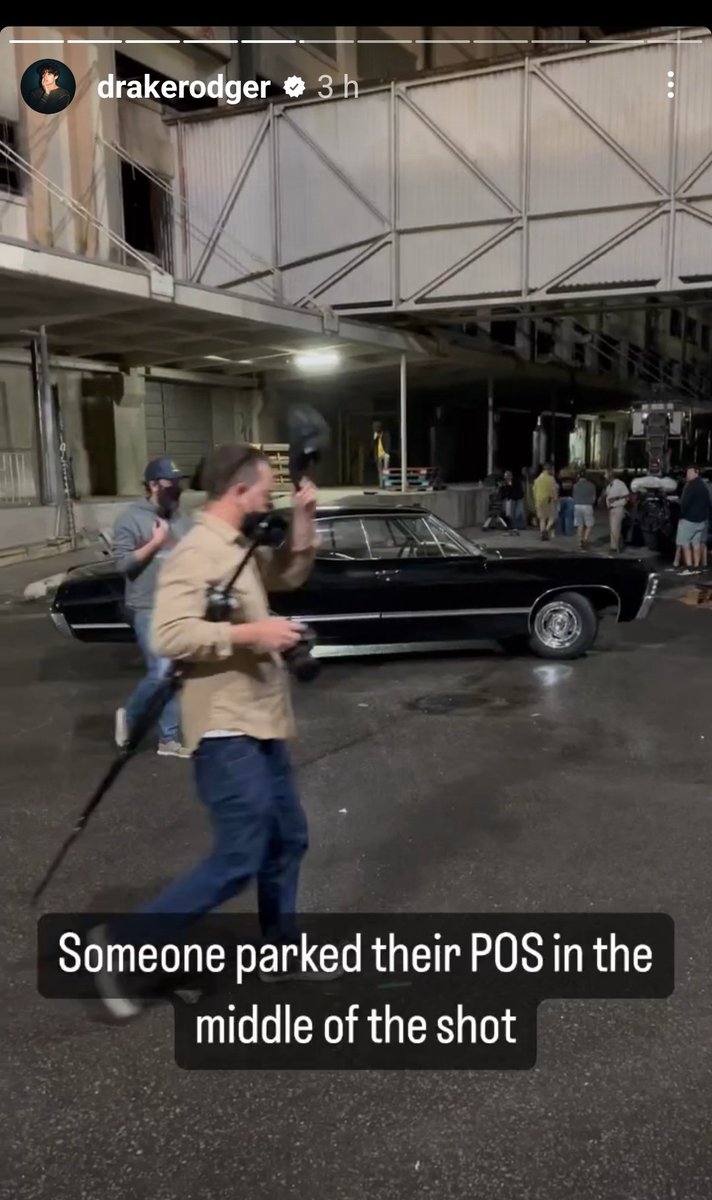 SoldierBoyFan's tweet photo. Don't let Dean Winchester see this 😰😰
#SaveDrake https://t.co/UO3rQwnF2E