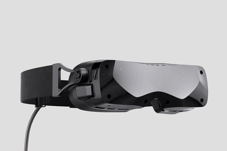 spatialnetworks's tweet photo. Bigscreen VR Launches the Unique “#Beyond” VR Headset https://t.co/OYEgBbNrqm via @BigscreenVR #vrheadset #beyondvr https://t.co/QqN2kZs0sY