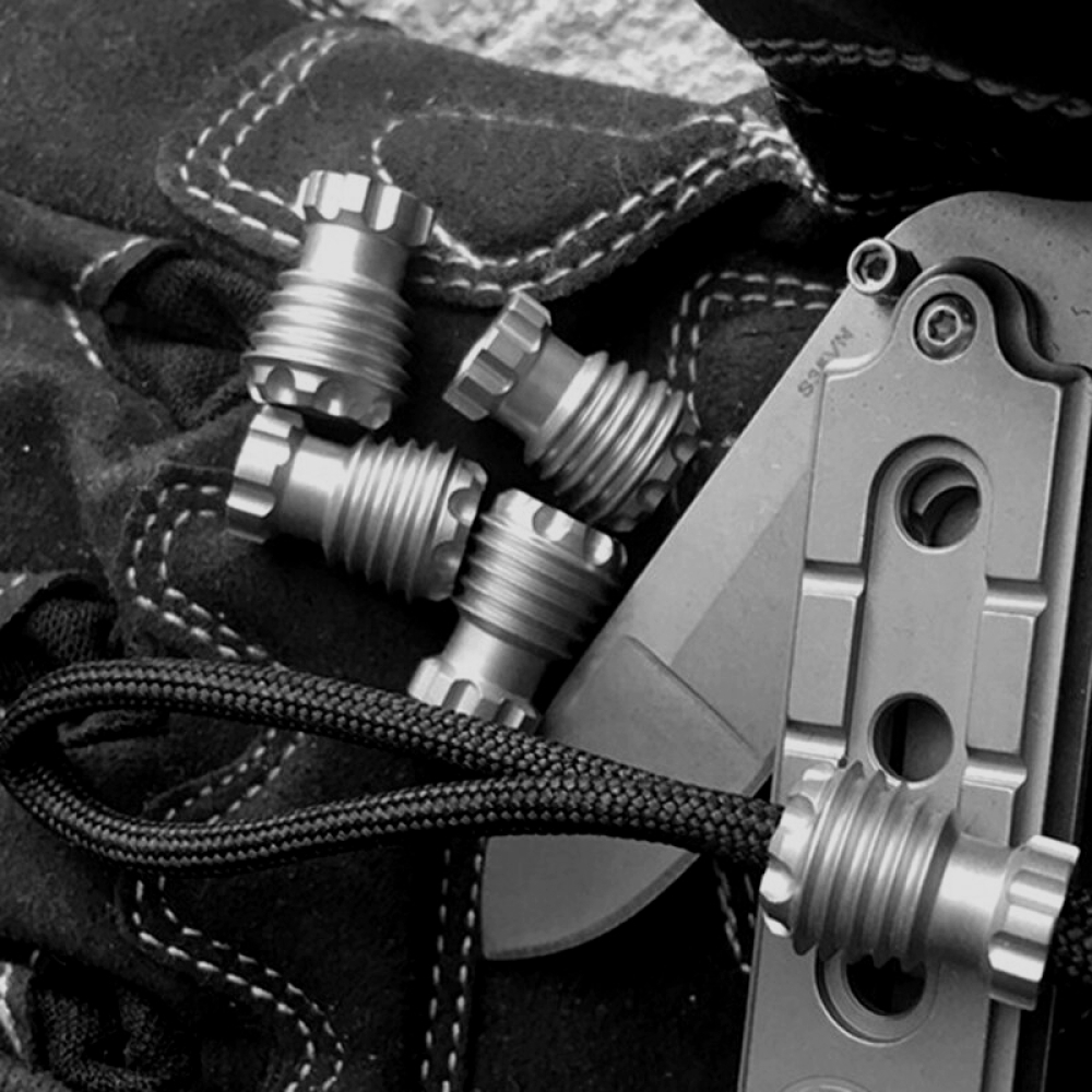 EdcGrabber's tweet photo. Small Titanium Alloy Paracord Beads 

https://t.co/iubSYXAnLq 

#everydaycarryknife #edcgear #everydaycarry  #edc  #edccommunity #edcknife #everydaycarrycommunity    #everydaycarrygear #titaniumedc #edctitanium #carabiner #edccarry #gadgets #edcgrabber https://t.co/ciP2L9xWjI