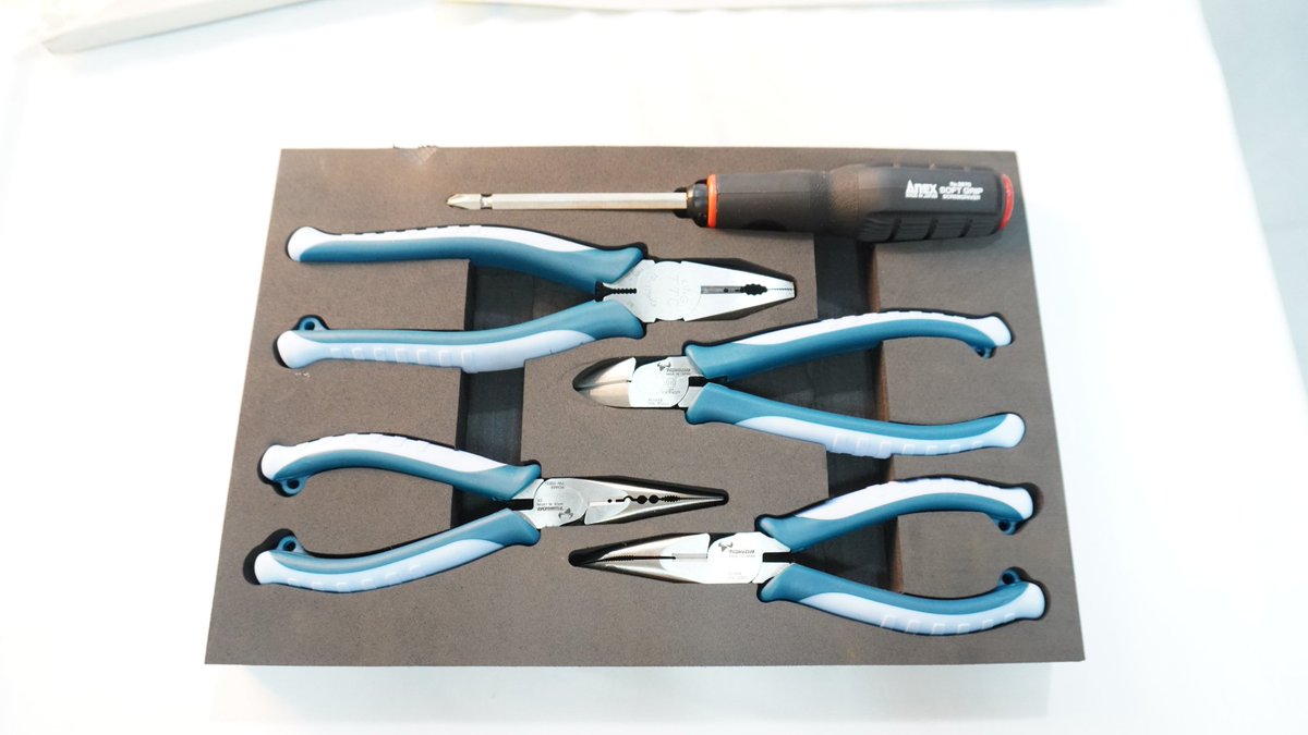 hatok2012's tweet photo. Plier tools Set made in japan #Tsunoda #tsunodatool #tsunoda_kingttc #anex #anextool #hatok #tooljapan @tsunodatool https://t.co/HMXpRL6EiT