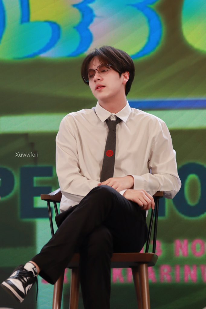 Utami13283090's tweet photo. @fessthai Ini nder , nggk cuma ganteng plus manis jg 😍 https://t.co/bABYcpCLXl