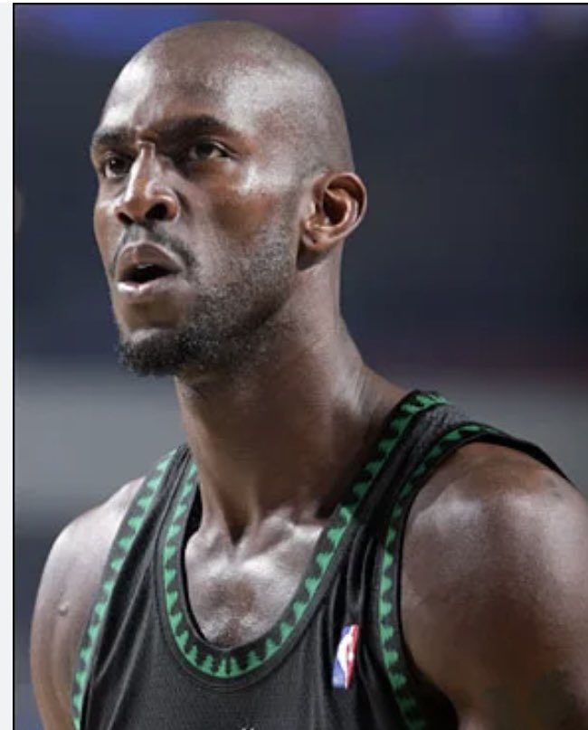 AntFarm701's tweet image. Can we wear the trees for Sunday? Please @Timberwolves