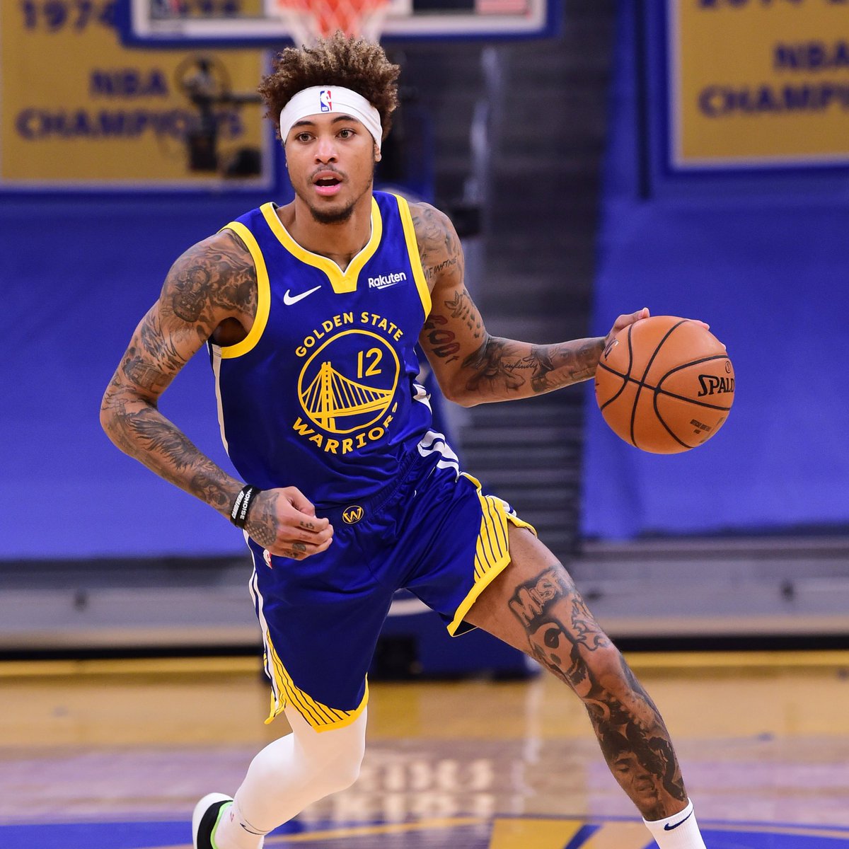 GoIdenState's tweet photo. OH YOU’RE A WARRIORS FAN? THEN WHO IS THIS? https://t.co/0RUEfHf4Sl