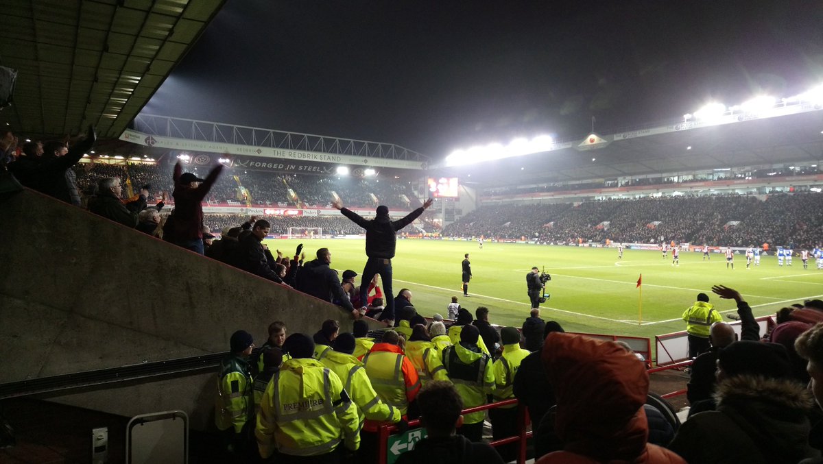 LowerBlock's tweet photo. No ground left unturned for Flying Dutchman Joris van de Wier and his love affair with English football, its stadiums and its culture.
https://t.co/5iuLNhrYiw
@doingthe116 @Staantribune #groundhopping #footballculture #footballgrounds #footballstadia https://t.co/NWaBCpusxo