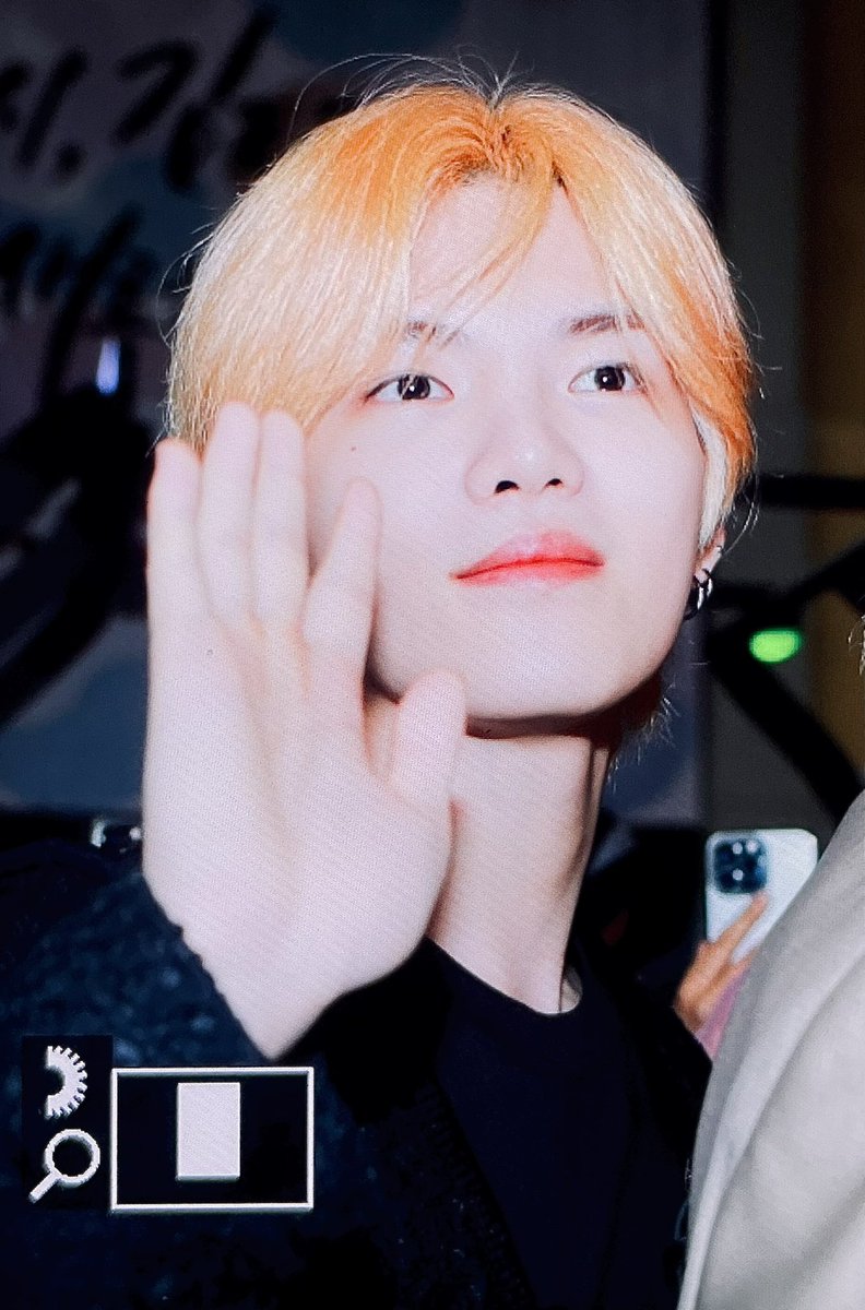 cros_gh's tweet photo. 230407 안전비행🩷 
#계현 #GYEHYEON 
#베리베리 #VERIVERY https://t.co/gbTzyj7V8k