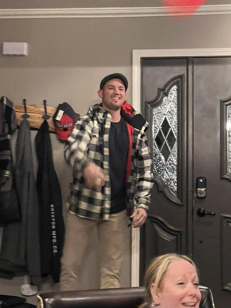 alexlavignee's tweet photo. Who even invited this guy?! https://t.co/nfFGnHbxp5