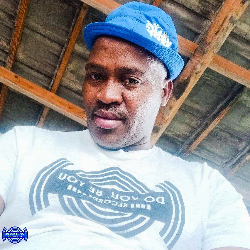 DYBYRecords's tweet photo. Goooooood Mooooorning La Fam ❤️ Happiest Friday to YOU

DO YOU BE YOU FRIDAYS 🔥

 #DyByRecords #LaBrand #Marketing #DoyouBeyouRecords_store #DoyouBeyouRecordsMerchandise #dybyrecords_store #friday #FridayMorning #Brand #dybyrecordsstore #DyByRecordsMerchandise #doyoubeyourecords https://t.co/xQlwT73PMI