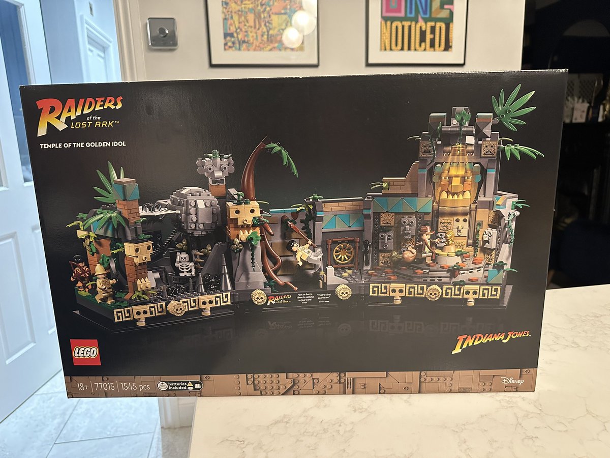 jonp_rry's tweet photo. It’s bigger and heavier than I thought it would be. 🤠🌴🛕  ⛰️🌴
@LEGO_Group #afol #afolwac #IndianaJones https://t.co/LVWeqbY8cd