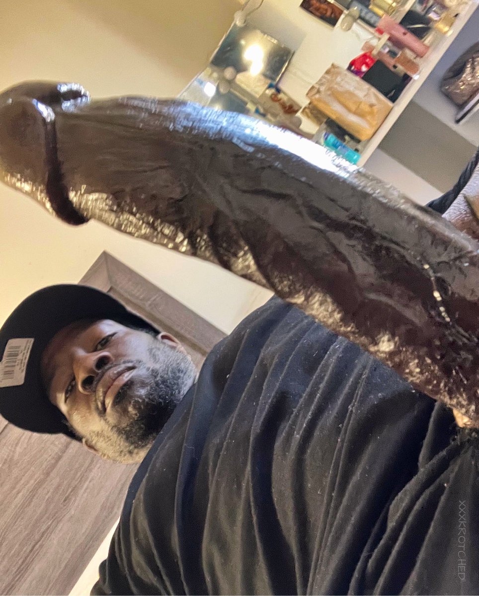 XXXKROTCHED's tweet photo. You need chocolate in your diet 🥵💦 https://t.co/q6w2HxPauc