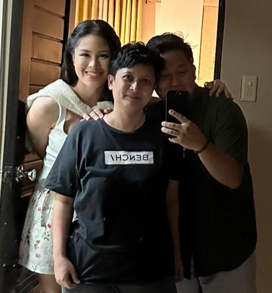 pahabol na ayuda,Kisses with her cousins
<a href="/KissesDelavin/">Kisses Delavin</a> 

#KissesDelavin #Kissables