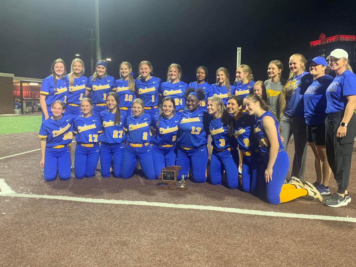 PHS_Softba11's tweet photo. After 3 hard fought elimination games, 🔵🟡Lady Dogs 🔵🟡 are your 2023 Calhoun County Softball Champions! 🥎 #battle #4theP https://t.co/UgOfCRhKwo