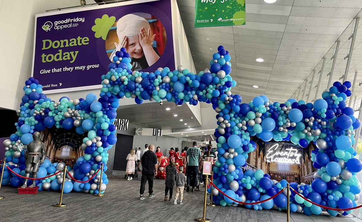 The 2023 Good Friday Appeal is well under way. Come and visit the Marine Search and Rescue 🛟 unit on the promenade. Your generous contributions can truly transform young lives at the The Royal Children's Hospital, Melbourne.
@EMV_news 
#goodfridayappeal #rchmelbourne