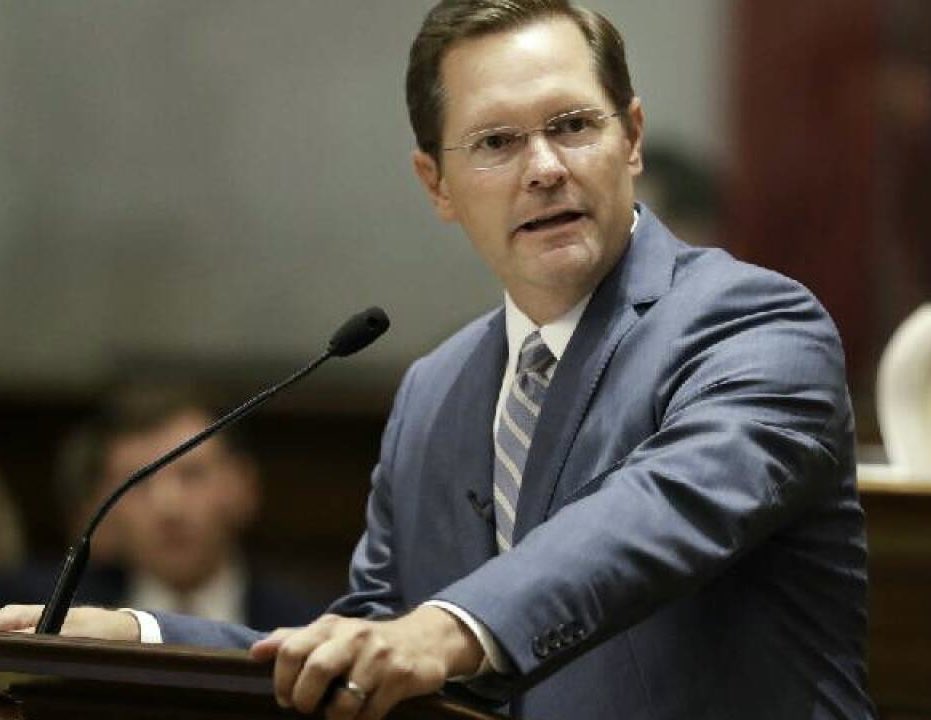 hawleyNO's tweet photo. Speaker of the Tennessee House of Representatives Cameron Sexton as feces 1/12 #TenneseeThree https://t.co/fj4ynnjaiY