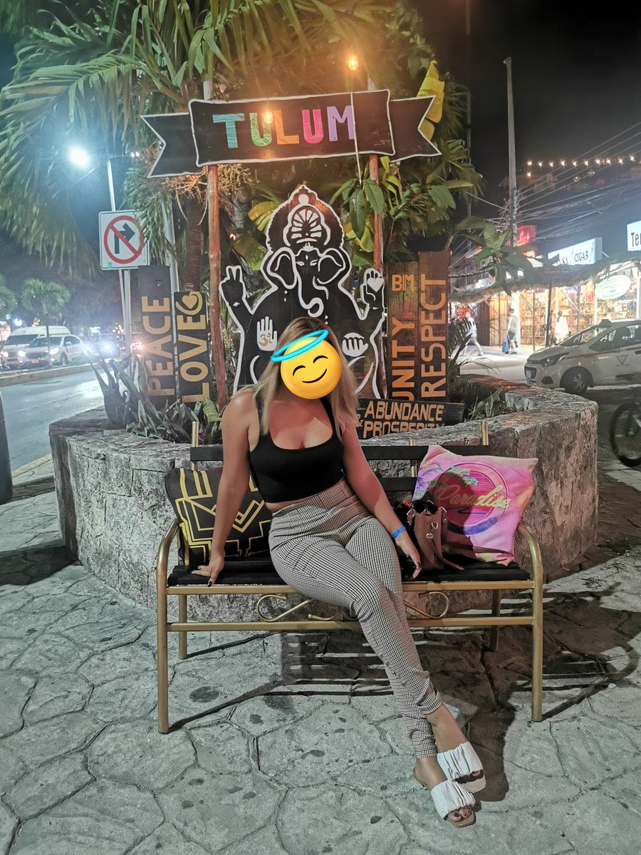 vaneee954's tweet image. Hello , quien por aca 💋💋