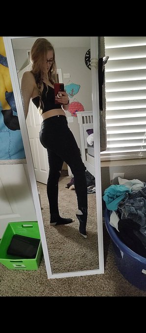 Hello again, Twitter 😁🔥 #Blonde #Redheads #brunettes #legslegslegs #body #NaturalBeauty #onlyfans #onlyfansbabe<a href="/tag/blonde"class="tags">#Blonde</a><a href="/tag/redheads"class="tags">#Redheads</a><a href="/tag/brunettes"class="tags">#brunettes</a><a href="/tag/body"class="tags"><span>#body</span></a><a href="/tag/naturalbeauty"class="tags"><span>#naturalbeauty</span></a><a href="/tag/tallgirltwitter"class="tags"><span>#tallgirltwitter</span></a><a href="/tag/onlyfans"class="tags"><span>#onlyfans</span></a>