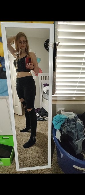 Hello again, Twitter 😁🔥 #Blonde #Redheads #brunettes #legslegslegs #body #NaturalBeauty #onlyfans #onlyfansbabe<a href="/tag/blonde"class="tags">#Blonde</a><a href="/tag/redheads"class="tags">#Redheads</a><a href="/tag/brunettes"class="tags">#brunettes</a><a href="/tag/body"class="tags"><span>#body</span></a><a href="/tag/naturalbeauty"class="tags"><span>#naturalbeauty</span></a><a href="/tag/tallgirltwitter"class="tags"><span>#tallgirltwitter</span></a><a href="/tag/onlyfans"class="tags"><span>#onlyfans</span></a>