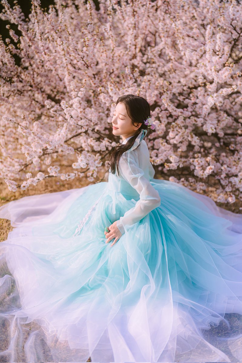 물결치는 봄처럼💙

Photo. suah
model. ys
hanbok. arang hanbok