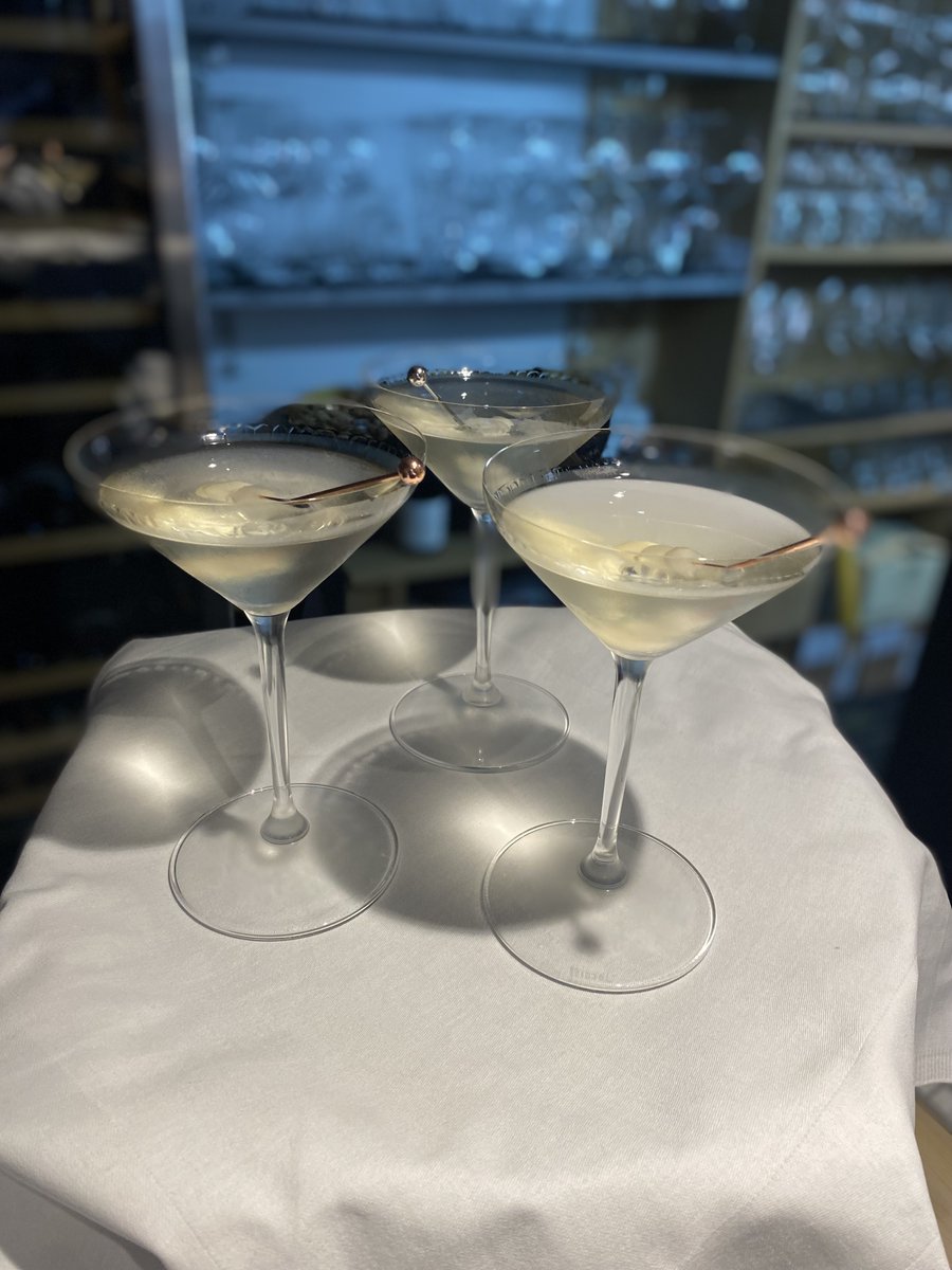 littlebaymedia's tweet photo. @btq_kate @editorielle @Food4_Media @TravMedia_UK @PRJournoRequest @PressPlugs The best Martini in Scotland will be served, as always this weekend at @EtiveRestaurant made by @winescotland #oban #martini #bestinscotland #gibson https://t.co/rPSiGR99uo