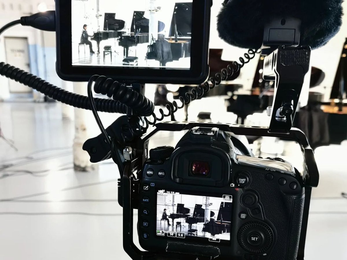 YutingMabel's tweet image. #triof:t #threepianos #audiovisualproduction #tbc ✨😉 #stefanwolpe #peterablinger #jenniferwalsche