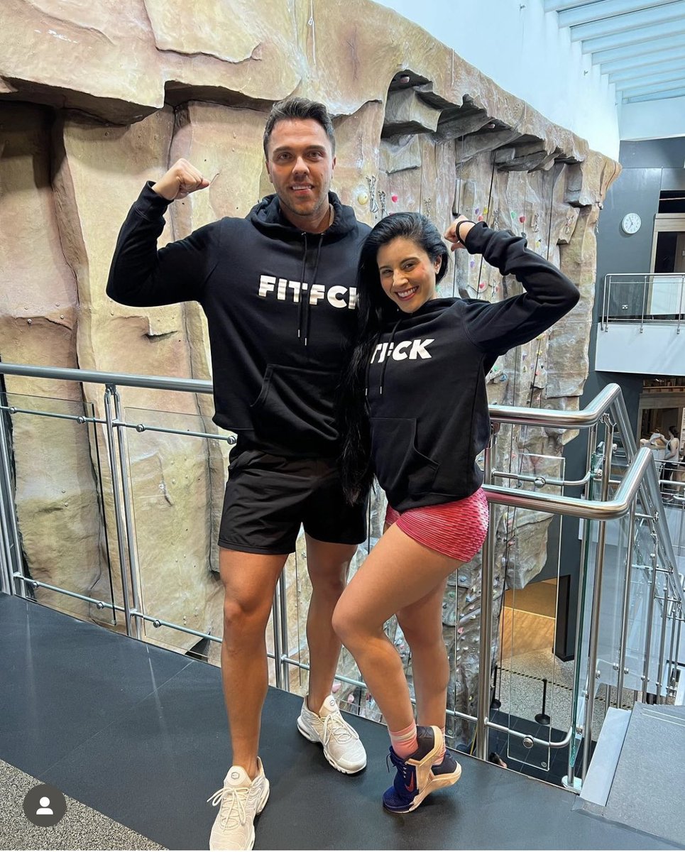 Couples that train together….🤑🙃 #FITFCK #GymCouples #CoupleGoals