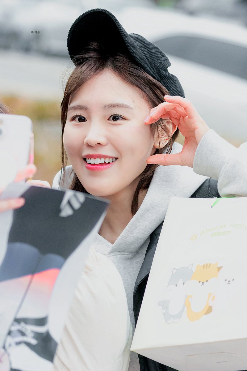 氷•얼음 tweet media