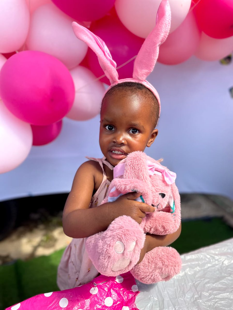 nathikwl's tweet photo. From me and my princess.. We. Say Happy Easter... #EasterWeekend #EasterEggs #Easter2023 https://t.co/COqpyagAlk