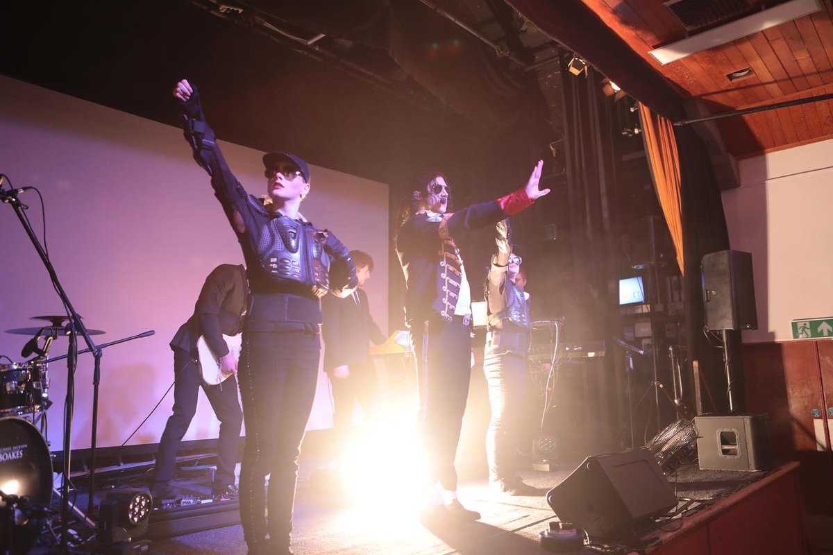 What a great show last weekend. Thanks for all coming out supporting the brand new theatre tour ❤️ #michaeljackson #davidboakes #mjfam #mjfan #theatre #mj #michaeljacksontributeact