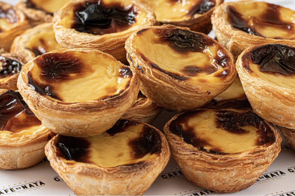 It’s a long weekend so you might as well fill it with Natas 💛

Visit us in stores or order online: 

🛵 Order via link in bio. Deliveries up to 7 miles from each branch. Get 25% off delivery using code PROMO25 on checkout
 
#happyeaster #cafedenata #pasteisdenata #pasteldenata