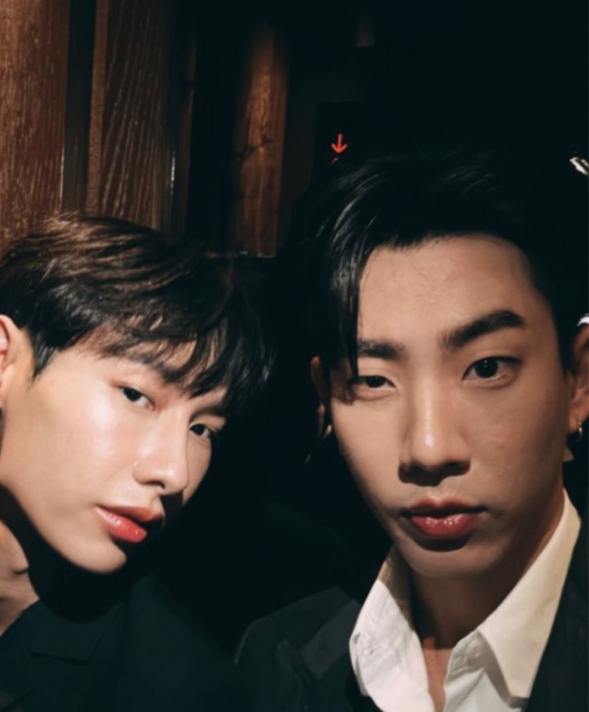 doublejxyj's tweet photo. ไทเปเริ่มละๆๆๆ ออฟกันอินต่างประเทศนี่มันเริ่ดจริงๆ🥴💚
#ออฟกัน https://t.co/XUYkOf8J5P