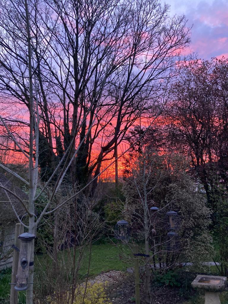 Sunrise over Upper Clatford……
UK home of #MayflowerPilgrim #StephenHopkins