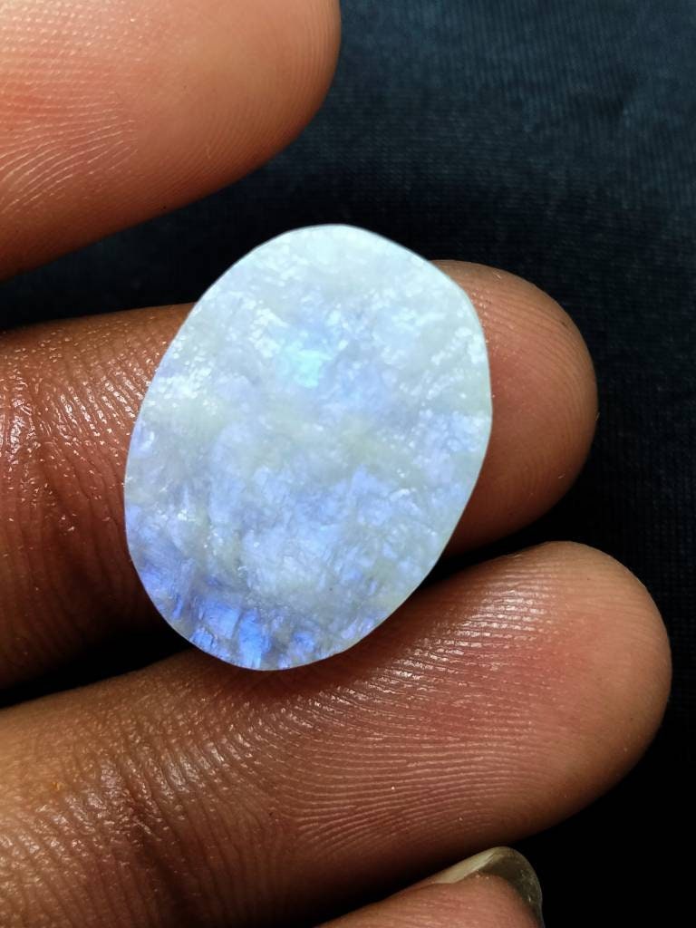 MobinKhan57's tweet photo. Excited to share the latest addition to my #etsy shop: Out Standing ! Blue Flashy Rainbow Moonstone Oval Shape Gemstone Drusy, At Reasonable Price Druzy Use For Jewelry, Size - 18x14MM 12.65Cts.! https://t.co/KQa5CMgbVu #blue #quinceanerasweet16 #eid #oval #white #no # https://t.co/w2zAAUjrul