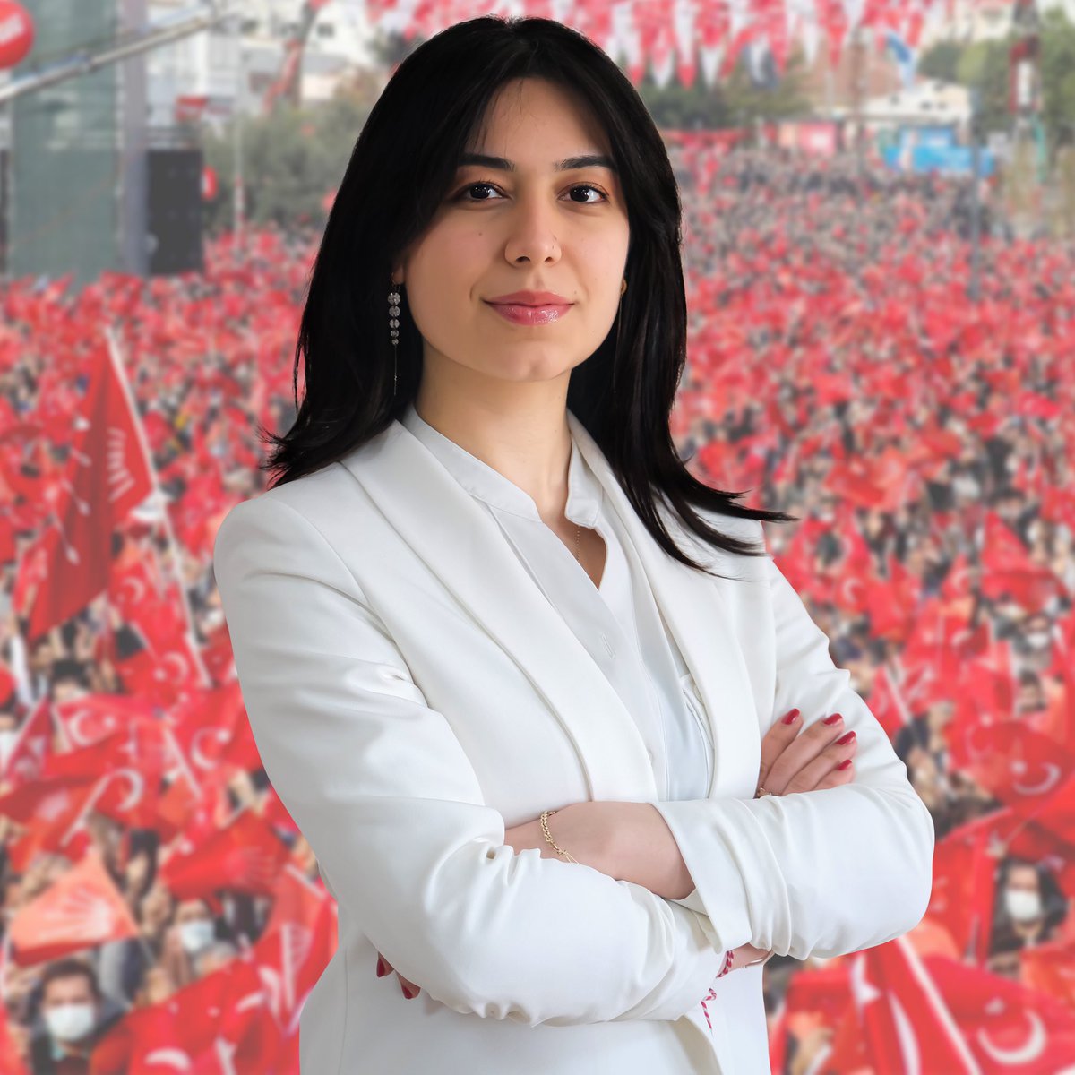 15 Mayıs'tan itibaren;
Türkiye, işçinin, memurun, emeklinin, çiftçinin, esnafın, ev kadınının, gençlerin, kadınların, çocukların geleceğe umutla baktığı bir ülke olacak.

Torpil, kayırma, mülakat bitecek.

Liyakat ve eşitlik gelecek...

#MilletKararVerecek