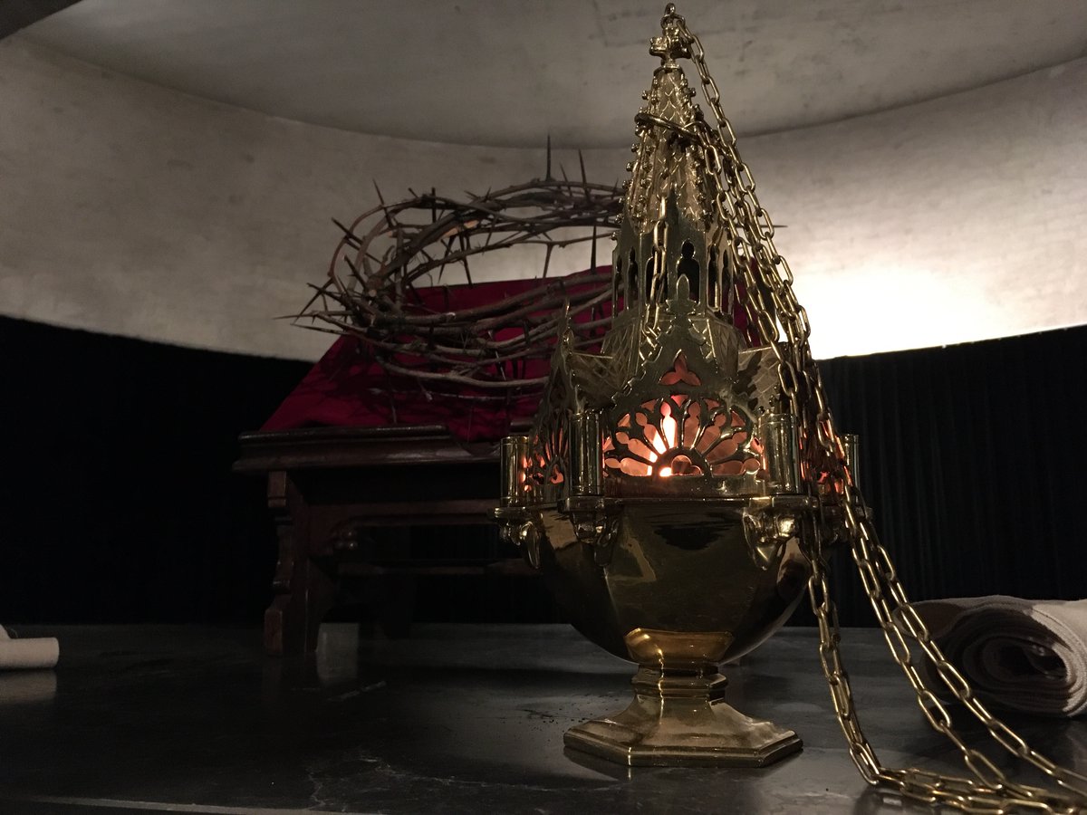 crypte_de's tweet image. Iedereen een gezegende Pasen toegewenst!

Helaas blijft De Crypte deze dagen gesloten.