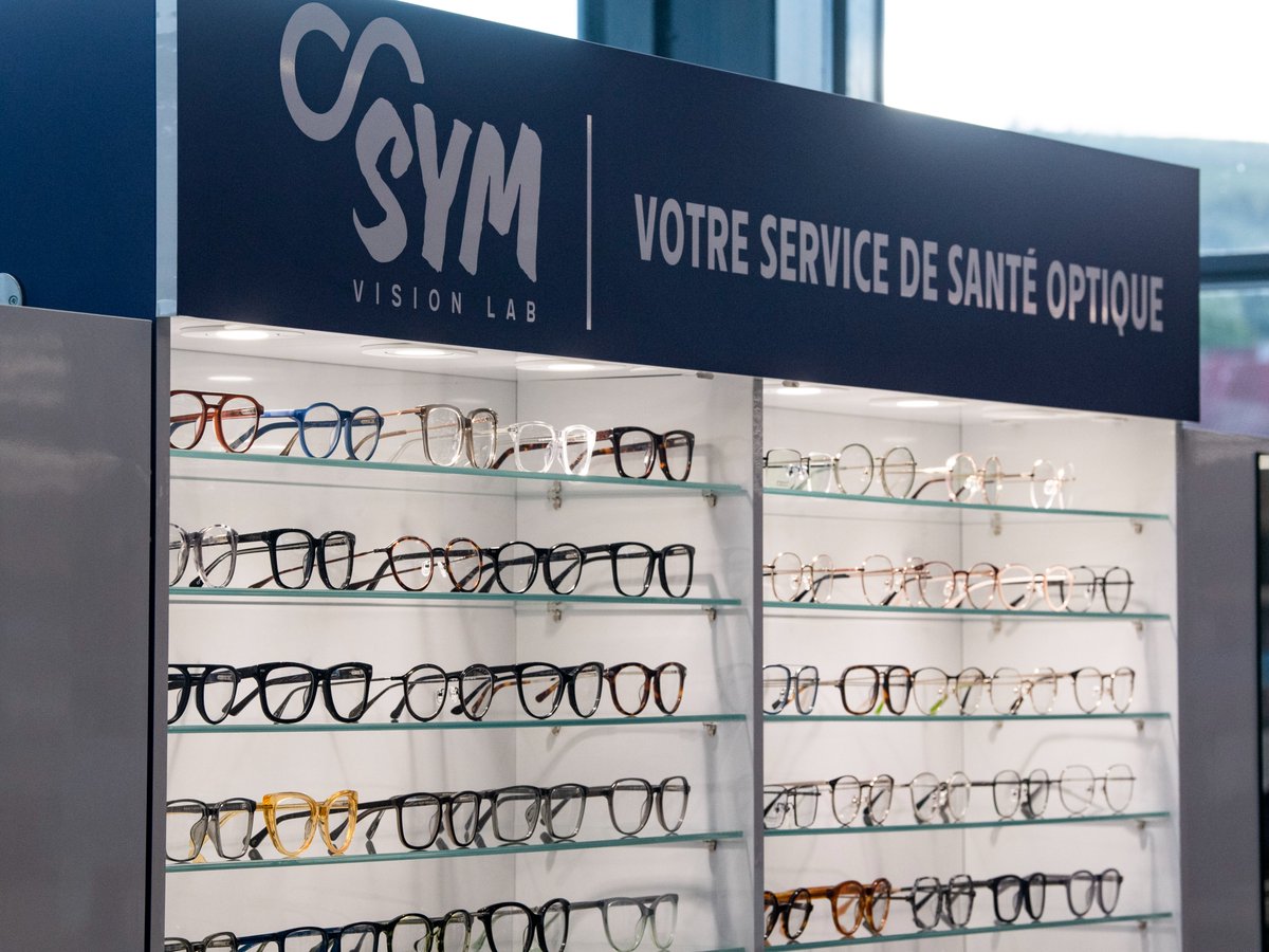 intermarche's tweet photo. 👀 La santé passe aussi par la vue !
En cette #JournéeMondialeDelaSanté, focus sur le partenariat avec #SymOptic qui contribue à préserver celle de nos clients :
😎 +3 000 personnes ont fait l’examen de vue
👉 + de 50 stands, 1 camion mobile
📍 + de 70 Intermarché le proposent https://t.co/YI4JK9XZCd
