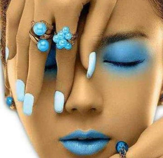 TamarasDiary's tweet photo. Blue

#colourqueen https://t.co/w8quMf0QOG