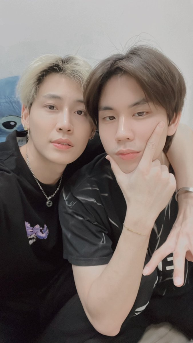 bblngdeppchw1's tweet photo. my love❤️

#bb0un 
#prem_space https://t.co/W6zCvgBlp8