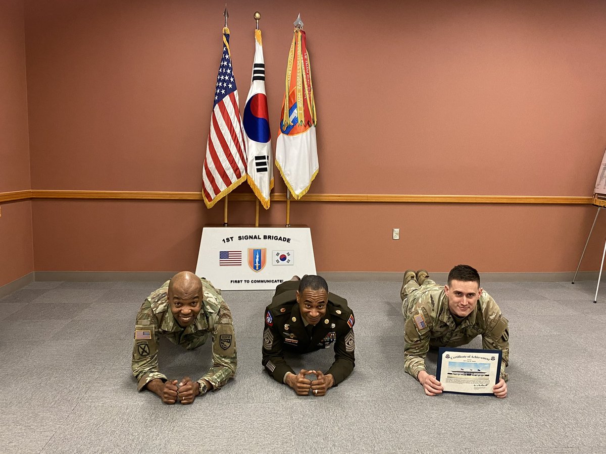 realNickCurry's tweet photo. Usually, behind the camera but today I am pictured with two of the best in the Public Affairs arena. Doesn't matter the uniform I am always down to #PlankTalk! Thank you COL Taylor for visiting today and recognizing SGT Sladek for his outstanding support to the team. https://t.co/HLwvicvtLv