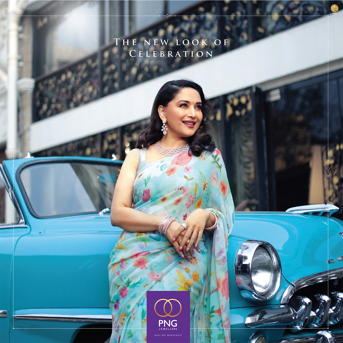 PNGJewellers's tweet photo. Our diamond jewellery collection is sure to elevate your style and make you shine. So, shop today and make your celebrations truly unforgettable!

Shop now:  https://t.co/nwdmSIVi8y  

#INA #inacollection #diamondjewellery #diamonds #pngjewellers #madhuridixit #madhuridixitnene https://t.co/njXkArsT5m