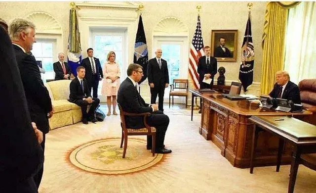 两张图一比较，大国风范一目了然！