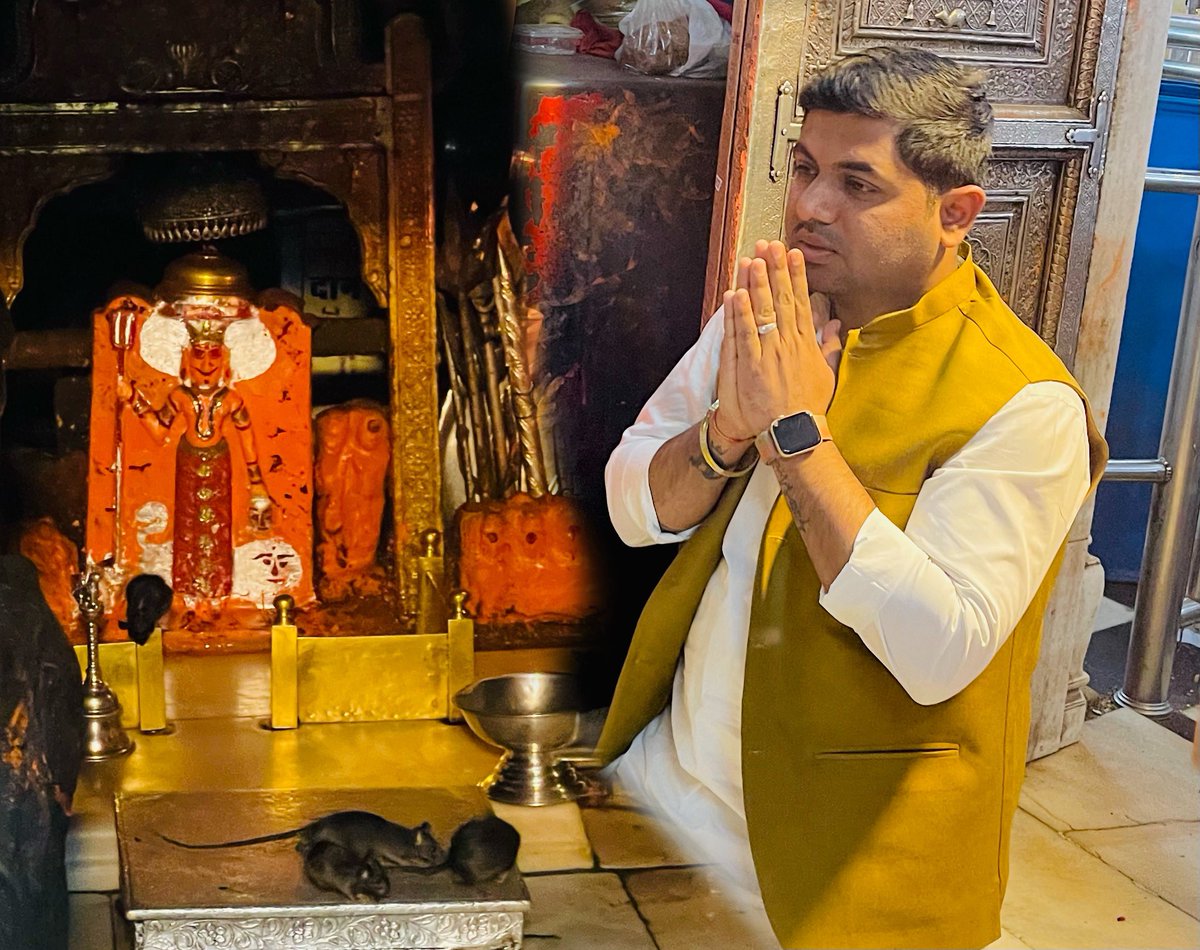 Nilesh0771's tweet photo. आज राजस्थान में करणी माता जी का दर्शन कर पूजा अर्चना की।

करणी माता का मन्दिर एक प्रसिद्ध हिन्दू मन्दिर है जो राजस्थान के बीकानेर जिले में स्थित है। इसमें देवी करणी माता की मूर्ति स्थापित है। यह बीकानेर से 30  किलोमीटर दक्षिण दिशा में देशनोक में स्थित है। करणी माता का जन्म चारण कुल में हुआ यह मन्दिर चूहों का मन्दिर भी कहलाया जाता है। मन्दिर में सफेद काबा (चूहा) का दर्शन मंगलकारी माना जाता है। इस पवित्र मन्दिर में लगभग 25000 चूहे रहते हैं।मंदिर के मुख्य द्वार पर संगमरमर पर नक्काशी को भी विशेष रूप से देखने के लिए लोग यहां आते हैं।