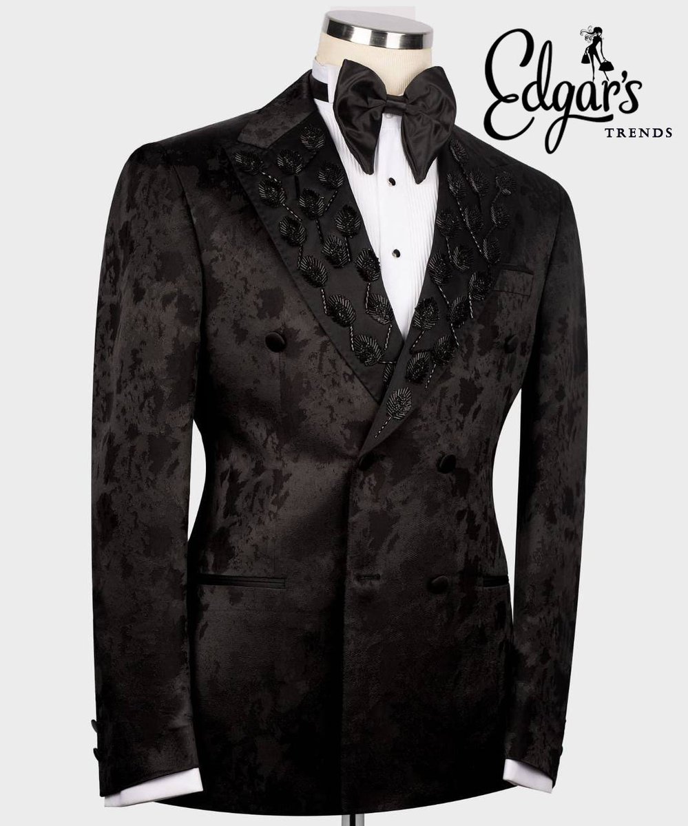 Stylish men's suit now available at 
t.me/EdgarTrendsTur…
#mensfashion #mensclothes #weddingdress #mensstyle