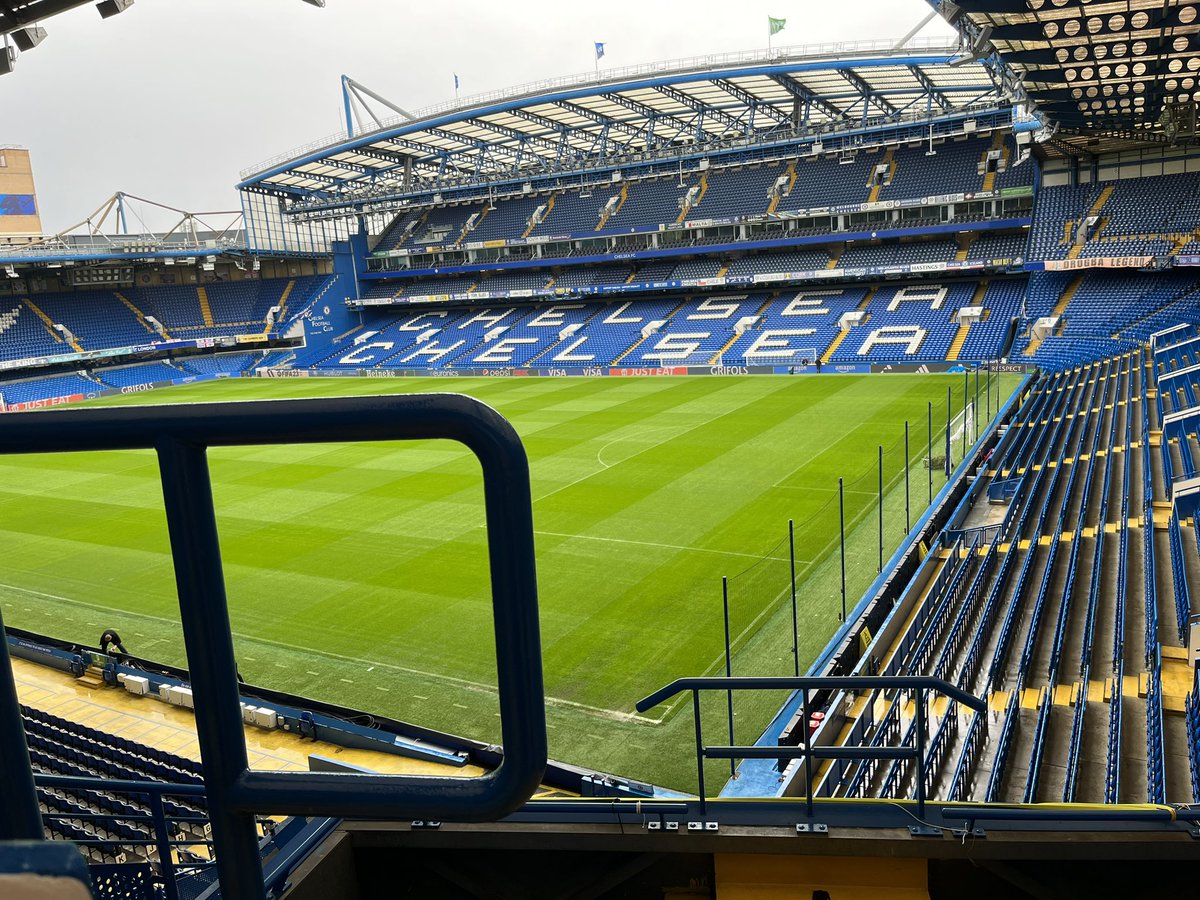 Still here wondering where is everybody  #ChelseaFC #chelseafootball #chelsea #FulhamFC #fulhamstadium #soccer #soccerstadium #ChelseaGreen #chelseagrounds #GoodFriday #TheTennesseeThree #Easter