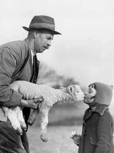 literlandweb1's tweet photo. "Realmente, casi no es necesario que hagamos el bien. Lo que hace falta es que dejemos de hacer el mal".
Isaac Asimov
📷Reg Speller https://t.co/0R8EeyNxJW